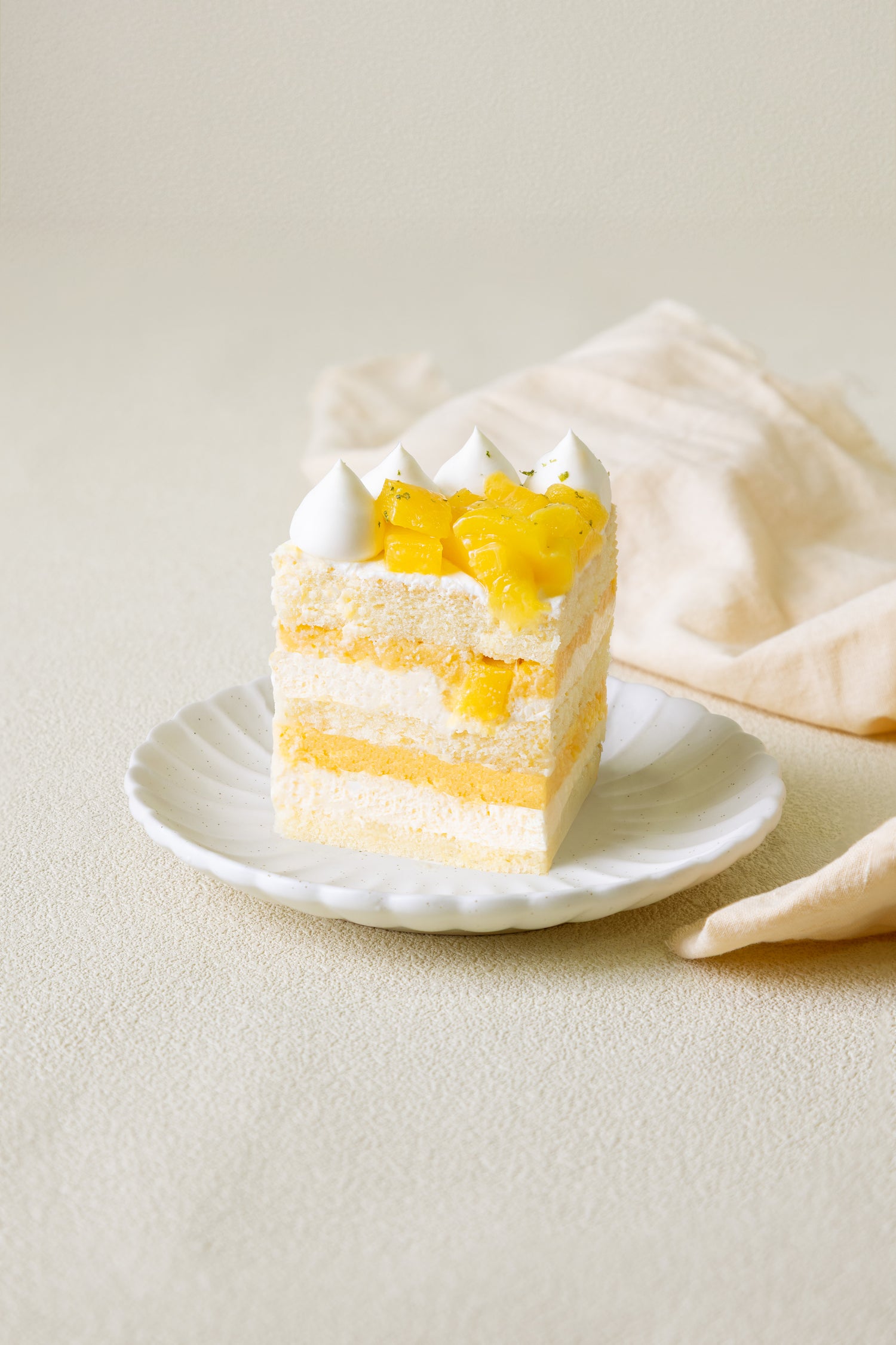 Mango Yuzu Victoria Naked Cake
